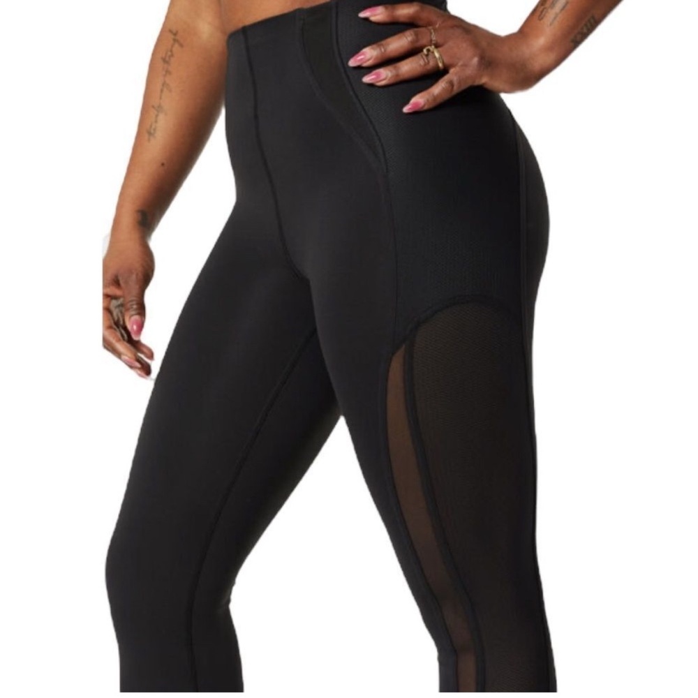 Lululemon Tights Women’s‎ 2 Everlux and Mesh Super High Rise Training 25" sz 4